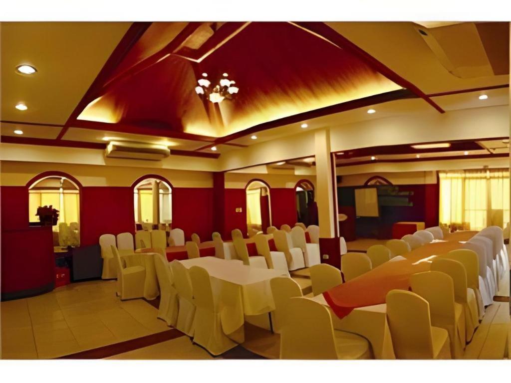 Soledad Suites Panglao Exterior photo